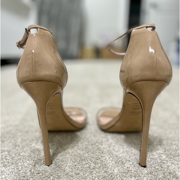 Gorgeous classic! Stuart Weitzman Nudist Beige Patent Leather, Sz 11 - Picture 8 of 10